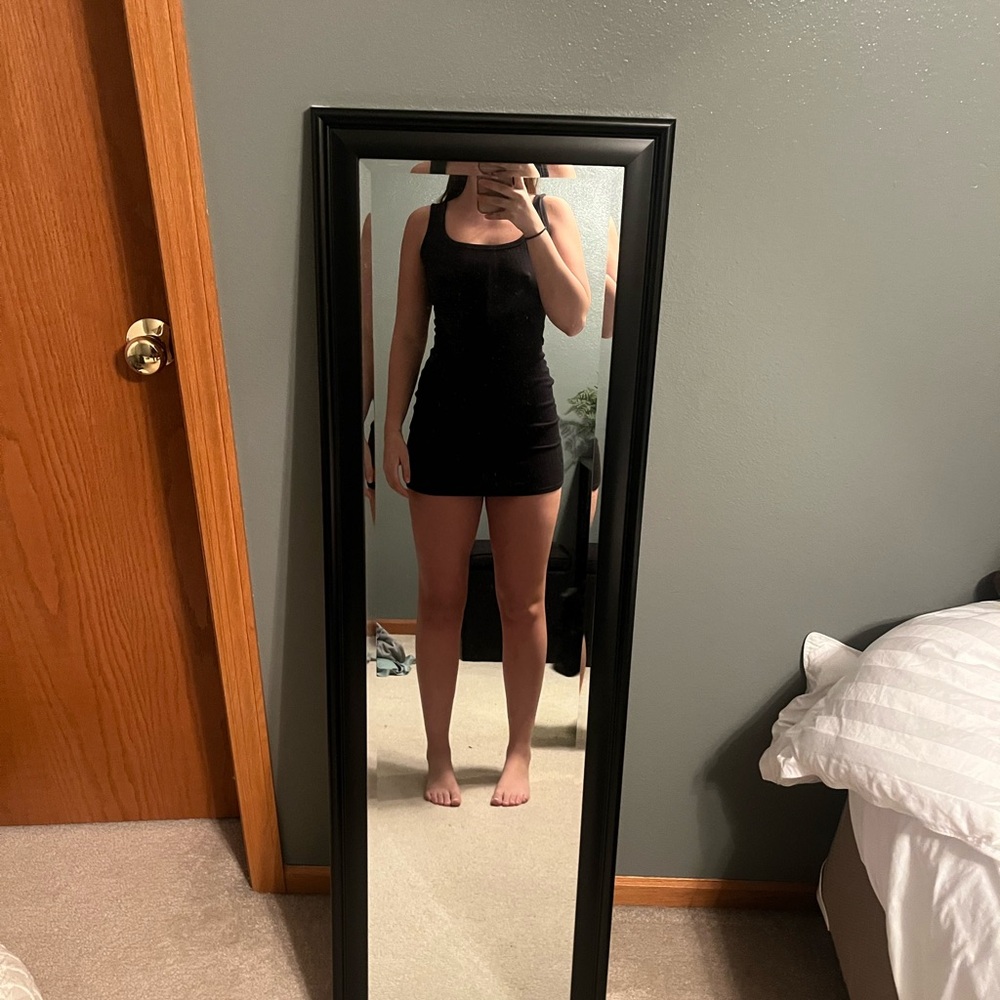 Elegant Black Sleeveless Dress